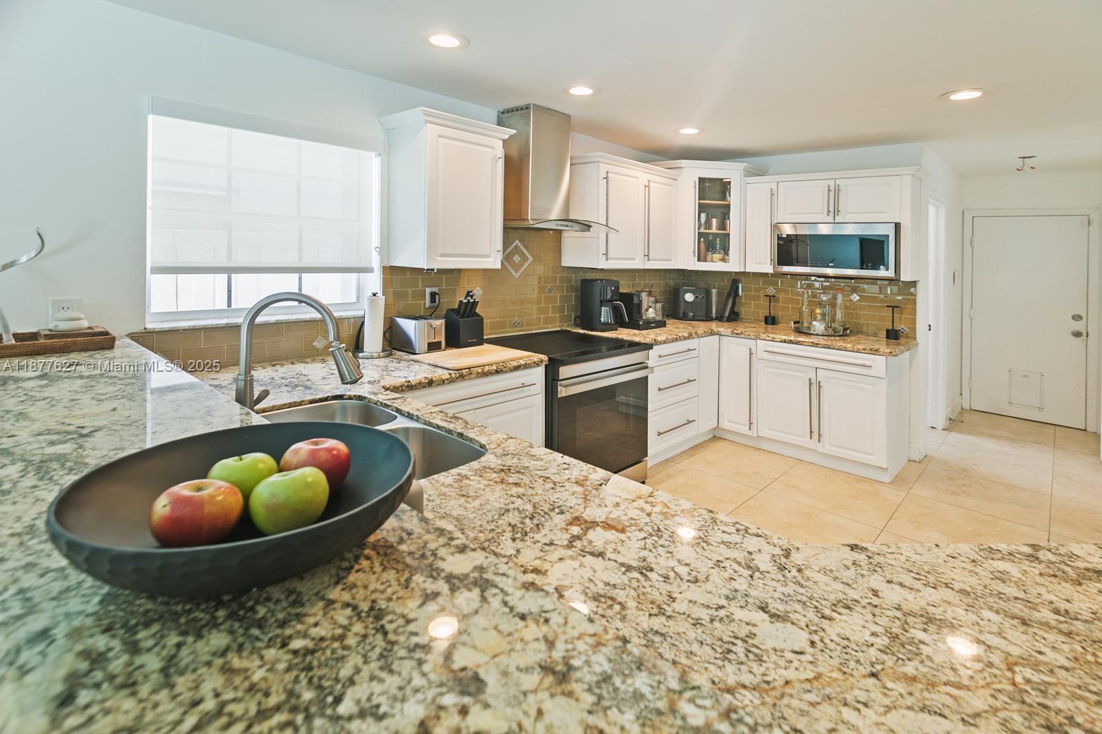 LAKES BY THE BAY SEC 7 - Residential