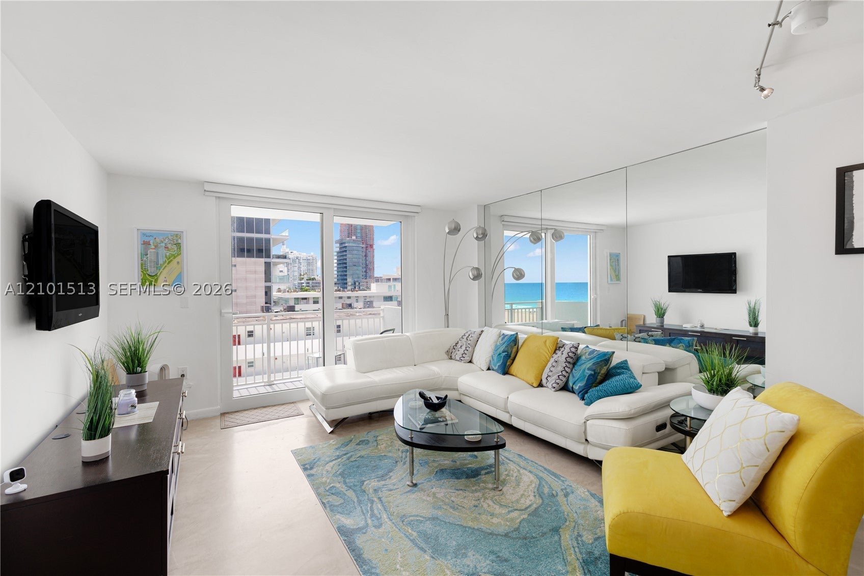 345 Ocean Dr