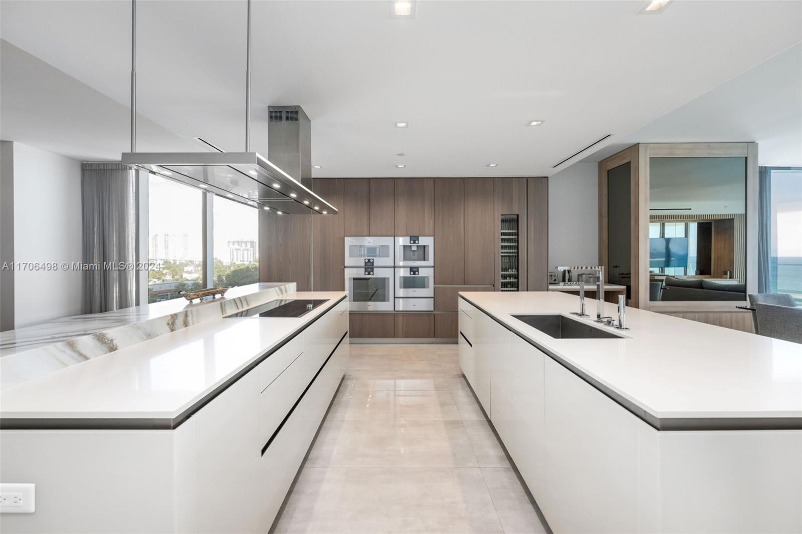 NORTH BISCAYNE BEACH AMEN - Residential
