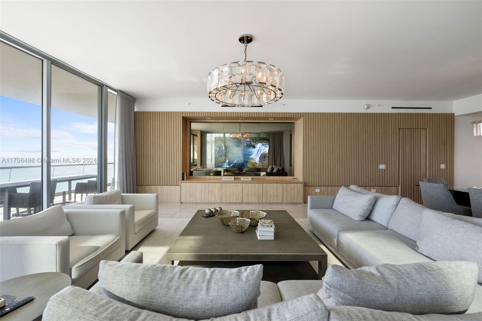 NORTH BISCAYNE BEACH AMEN - Residential