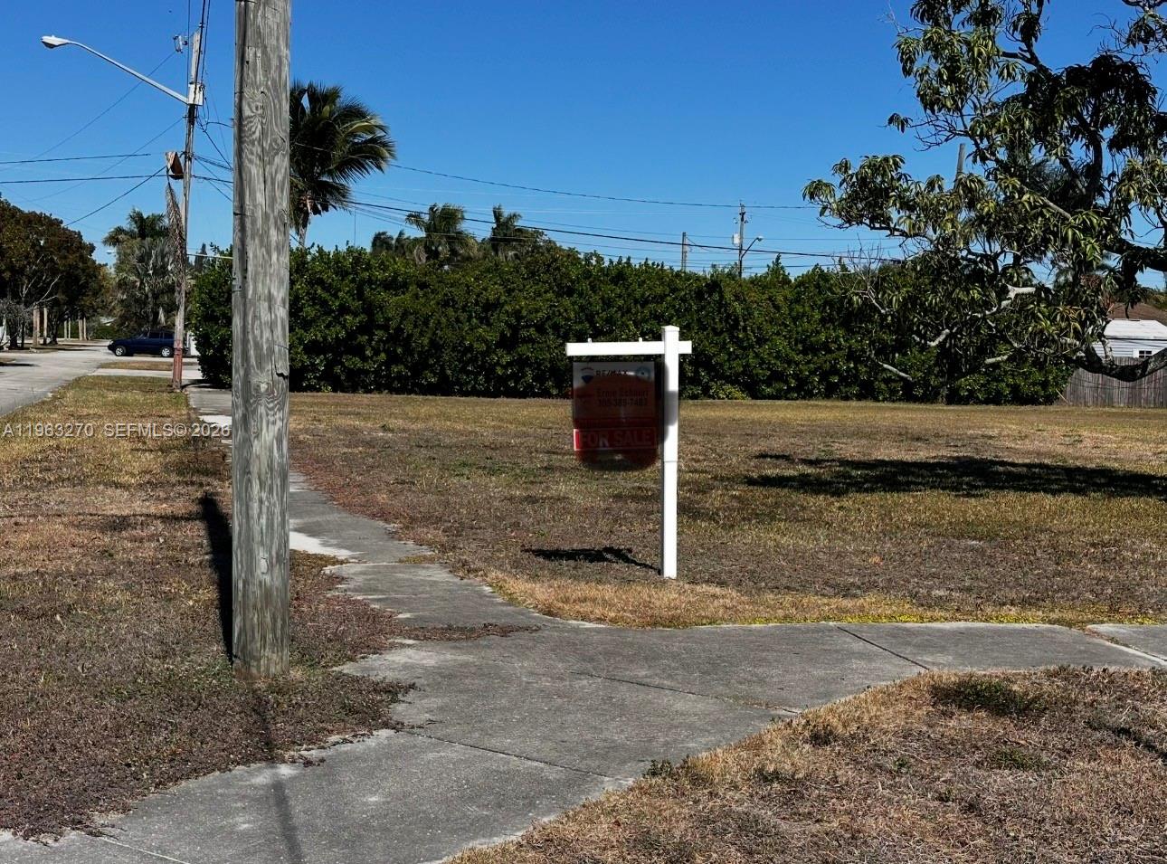 DOWNER PALMS DIV NO 1 - Land