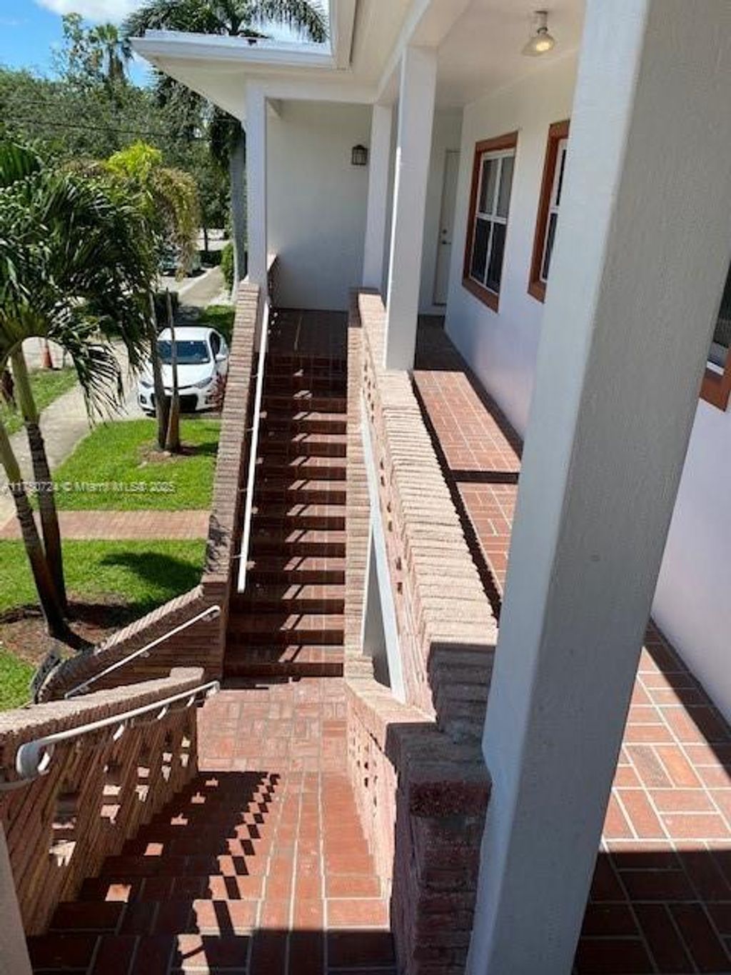 Photo of 901 SE 2nd Ct #6, Fort Lauderdale, FL 33301 (MLS # A11750724)