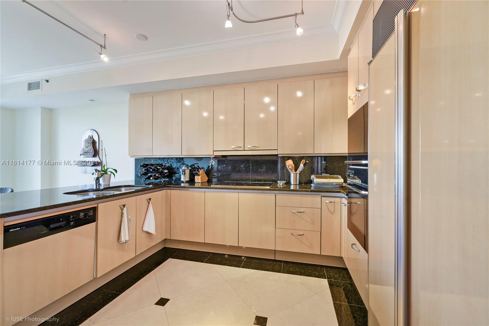 OCEAN TOWER TWO CONDO - Residential