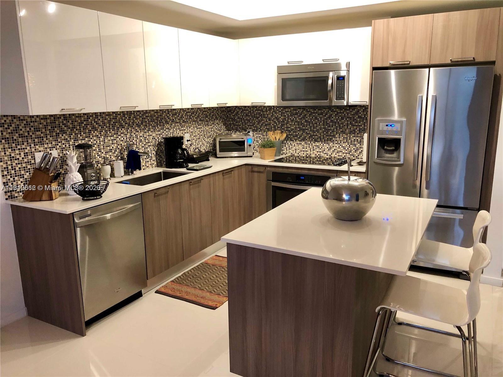 5252 PASEO CONDO - Residential Lease
