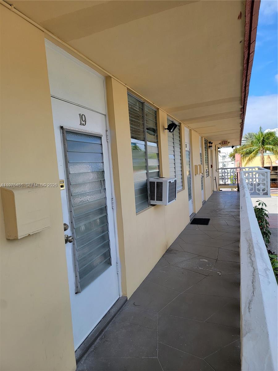 SOUTHERN STAR CONDO - Residential Lease