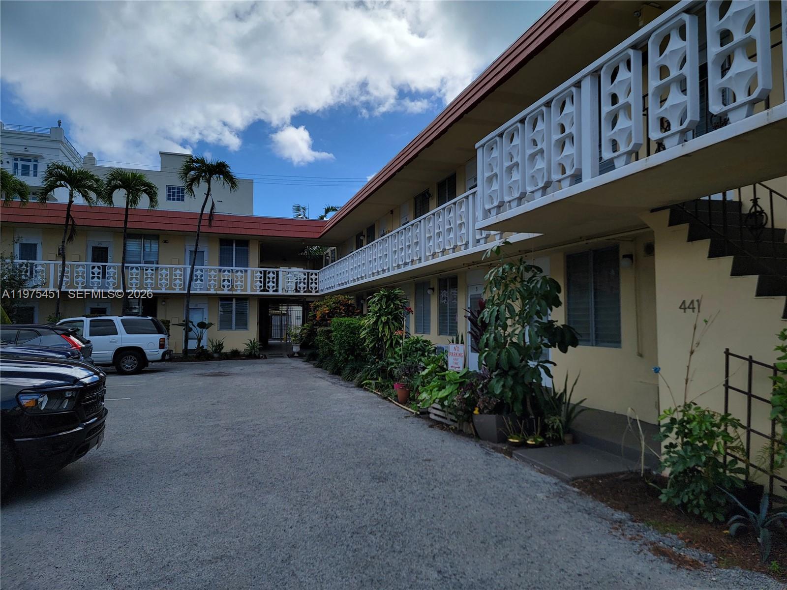 SOUTHERN STAR CONDO - Residential Lease