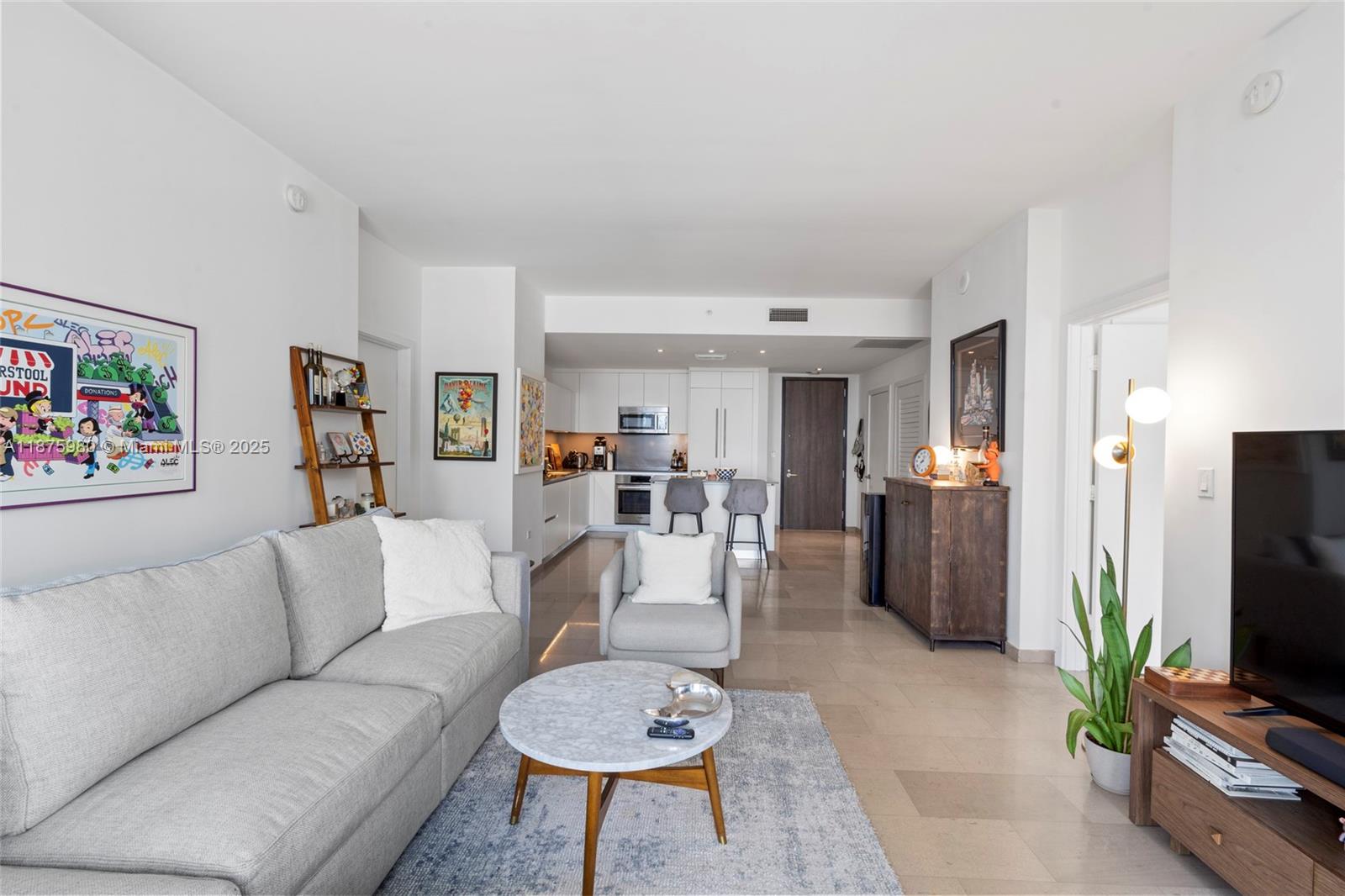 RISE CONDO - Residential Lease