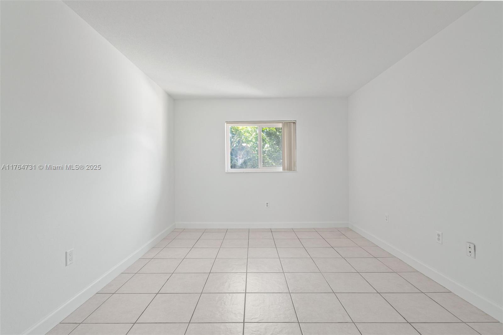 PUERTA DEL SOL CONDO - Residential