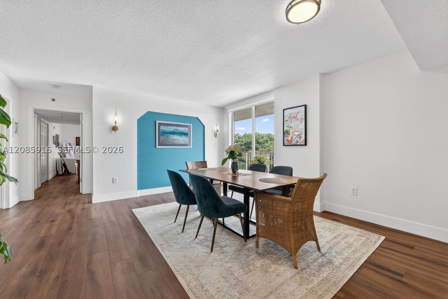 1650 Coral Way 607, Miami, FL, 33145/$460,000 4 1650 Coral Way 607