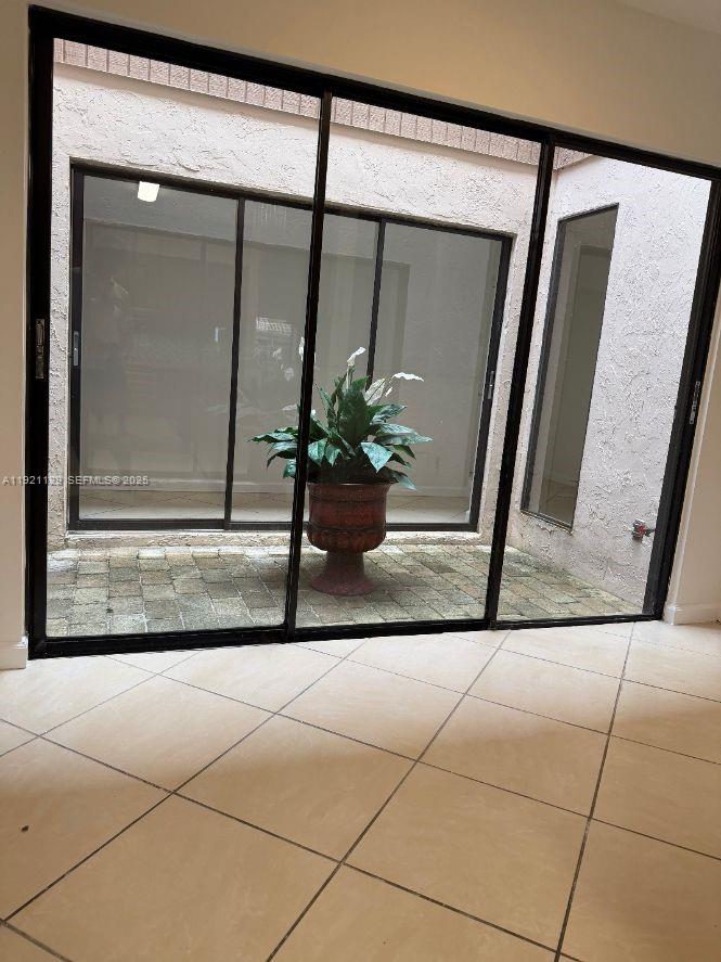 TIBURON II PH II - Residential Lease