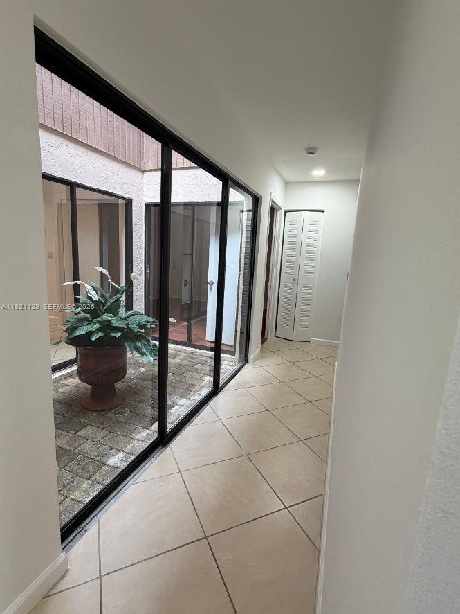 TIBURON II PH II - Residential Lease