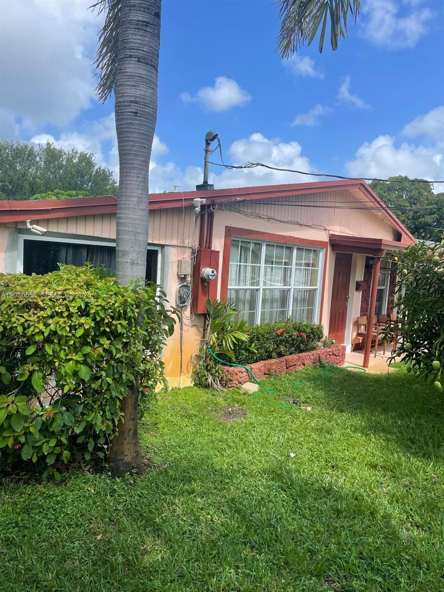 691 NW 20th Ct