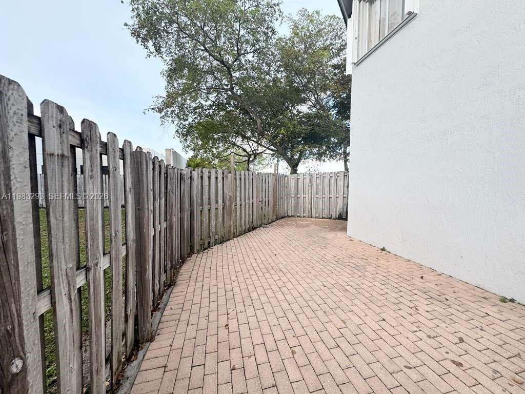 BONITA VILLAS CONDO - Residential Lease