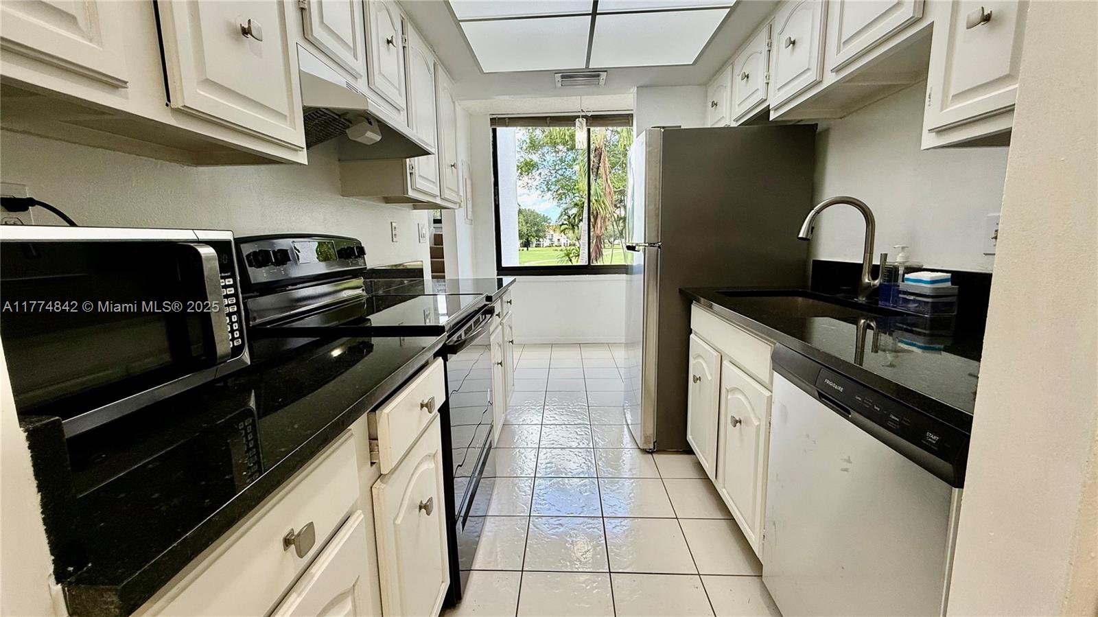 PINE LAKE CONDO - Residential Lease