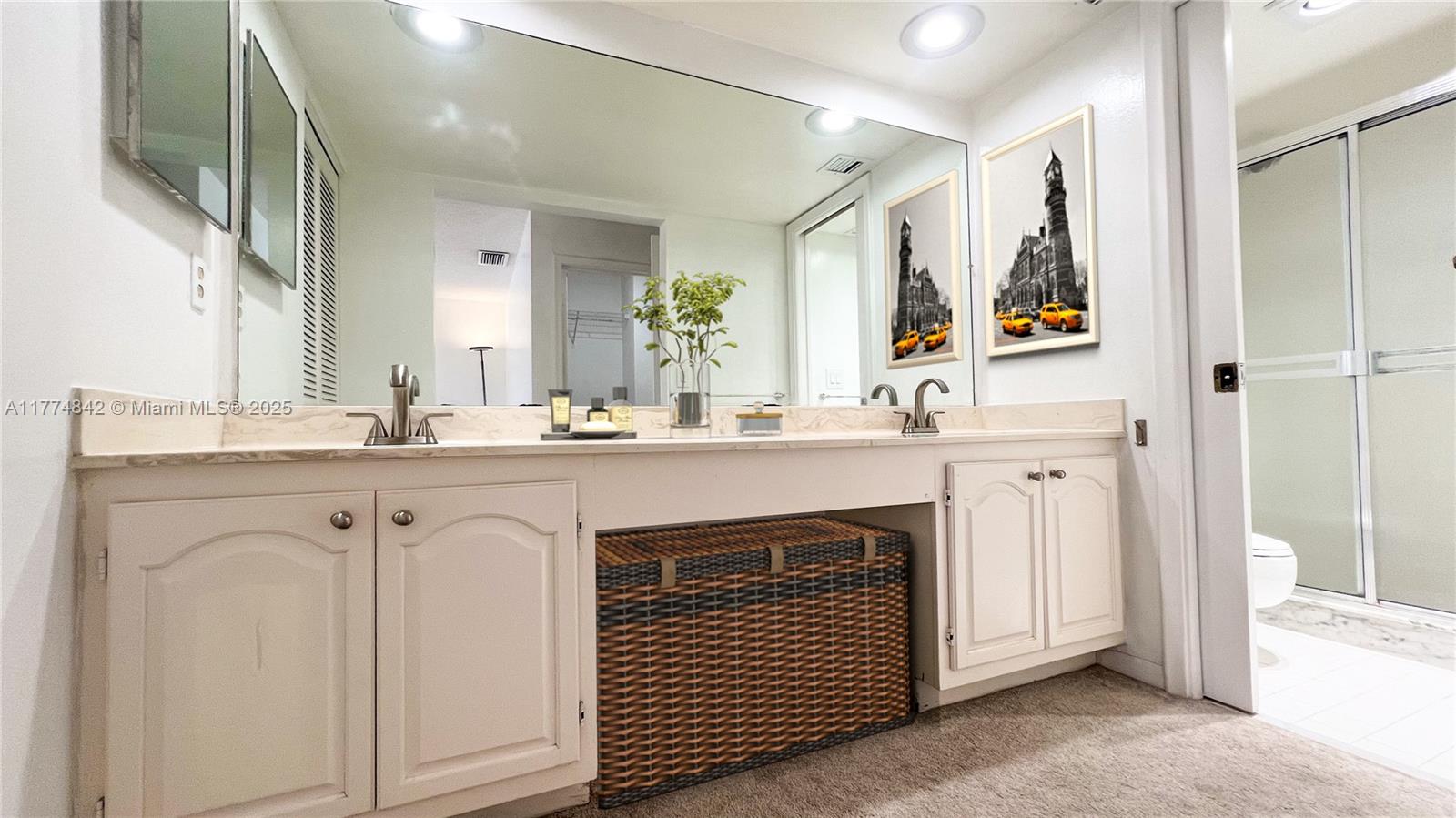 PINE LAKE CONDO - Residential Lease
