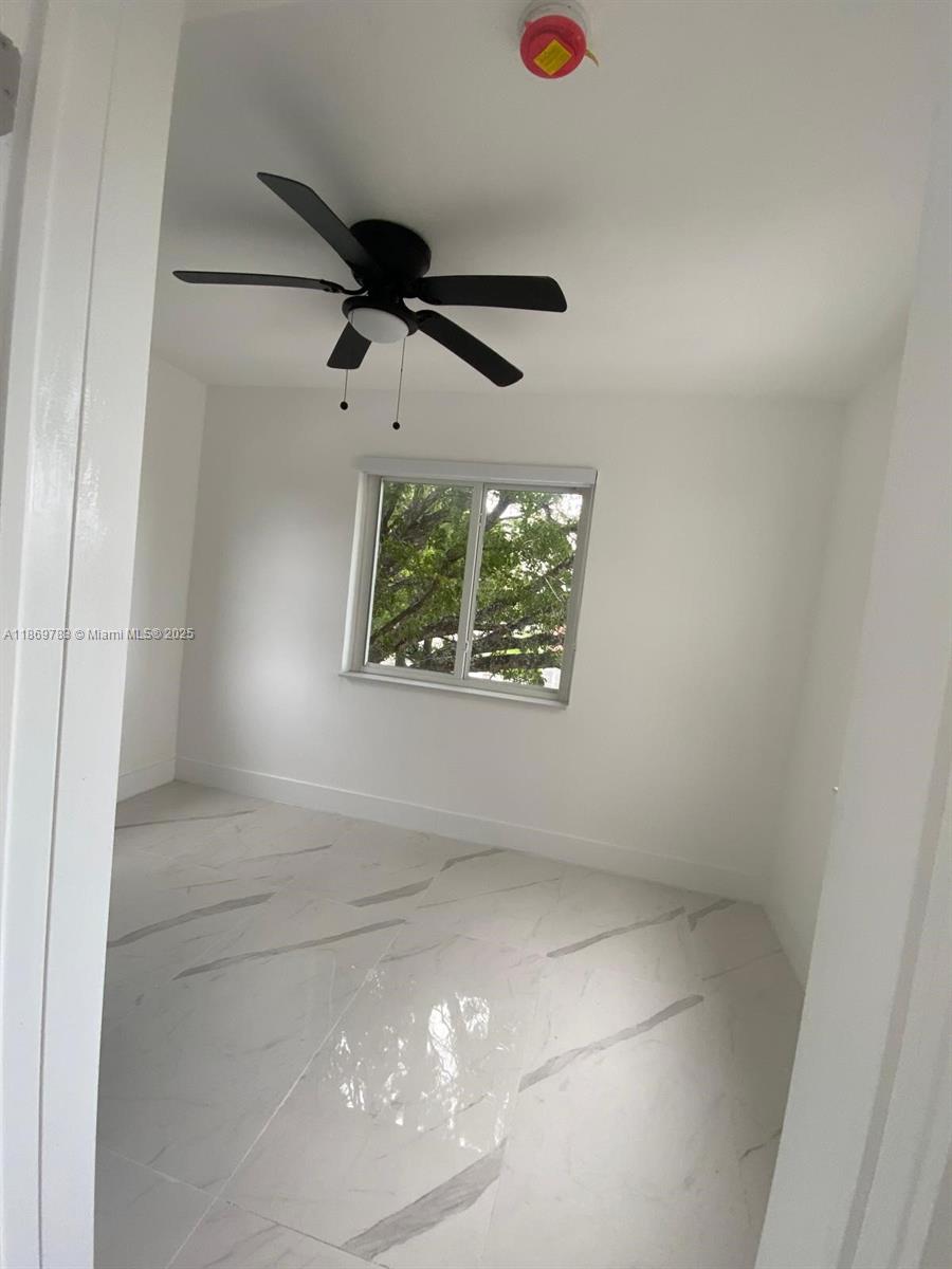 HOLLYWOOD SOUTH SIDE ADD - Residential Lease