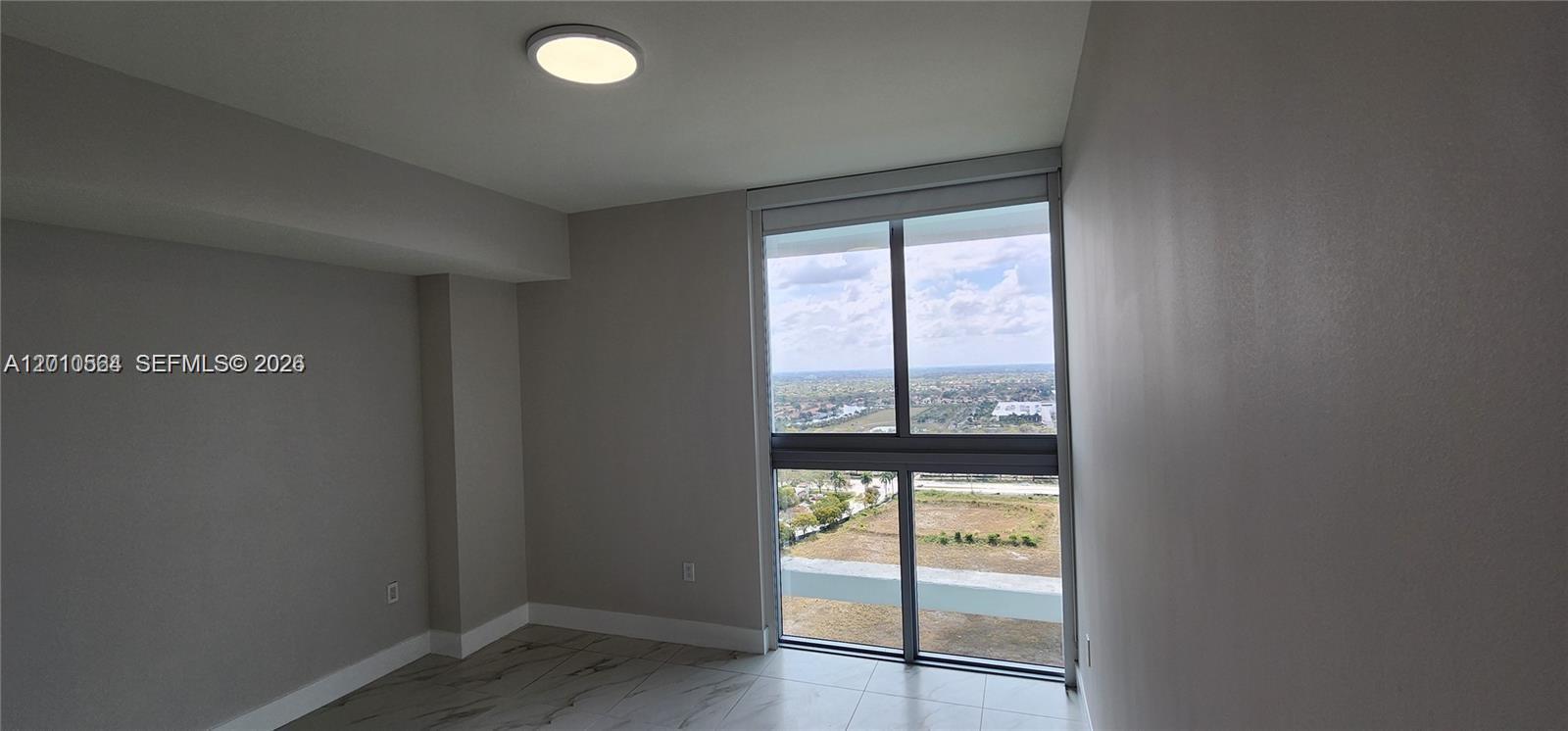 METROPICA NORTH TOWER ONE - Residential
