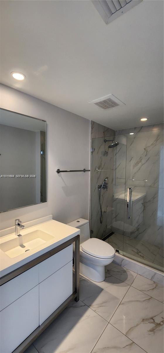 METROPICA NORTH TOWER ONE - Residential