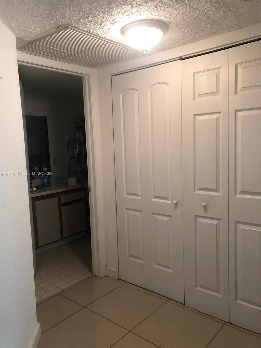 8245 Lake Dr 204