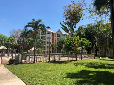 8245 Lake Dr 204 Doral FL 33166