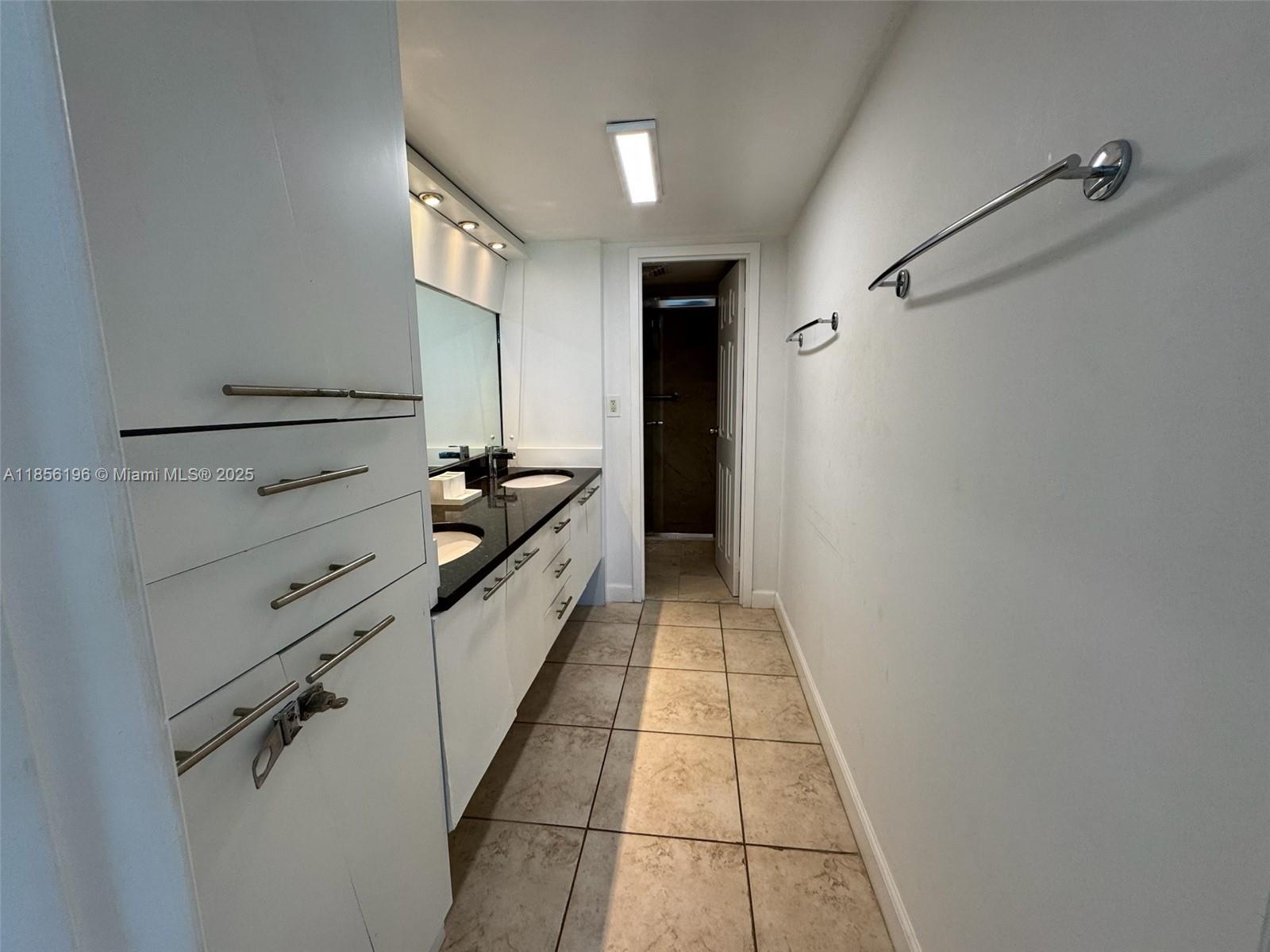 ARLEN HOUSE EAST CONDO - Residential