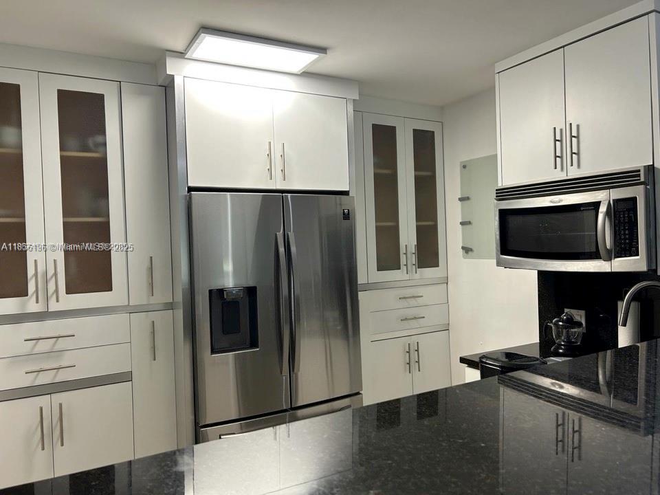 ARLEN HOUSE EAST CONDO - Residential