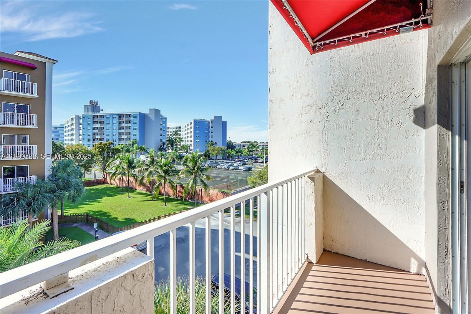 PARADISE POINTE CONDO - Residential Lease