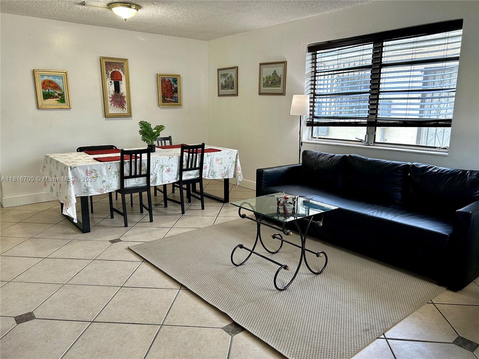 CORAL WAY PARK SEC C - Residential Lease