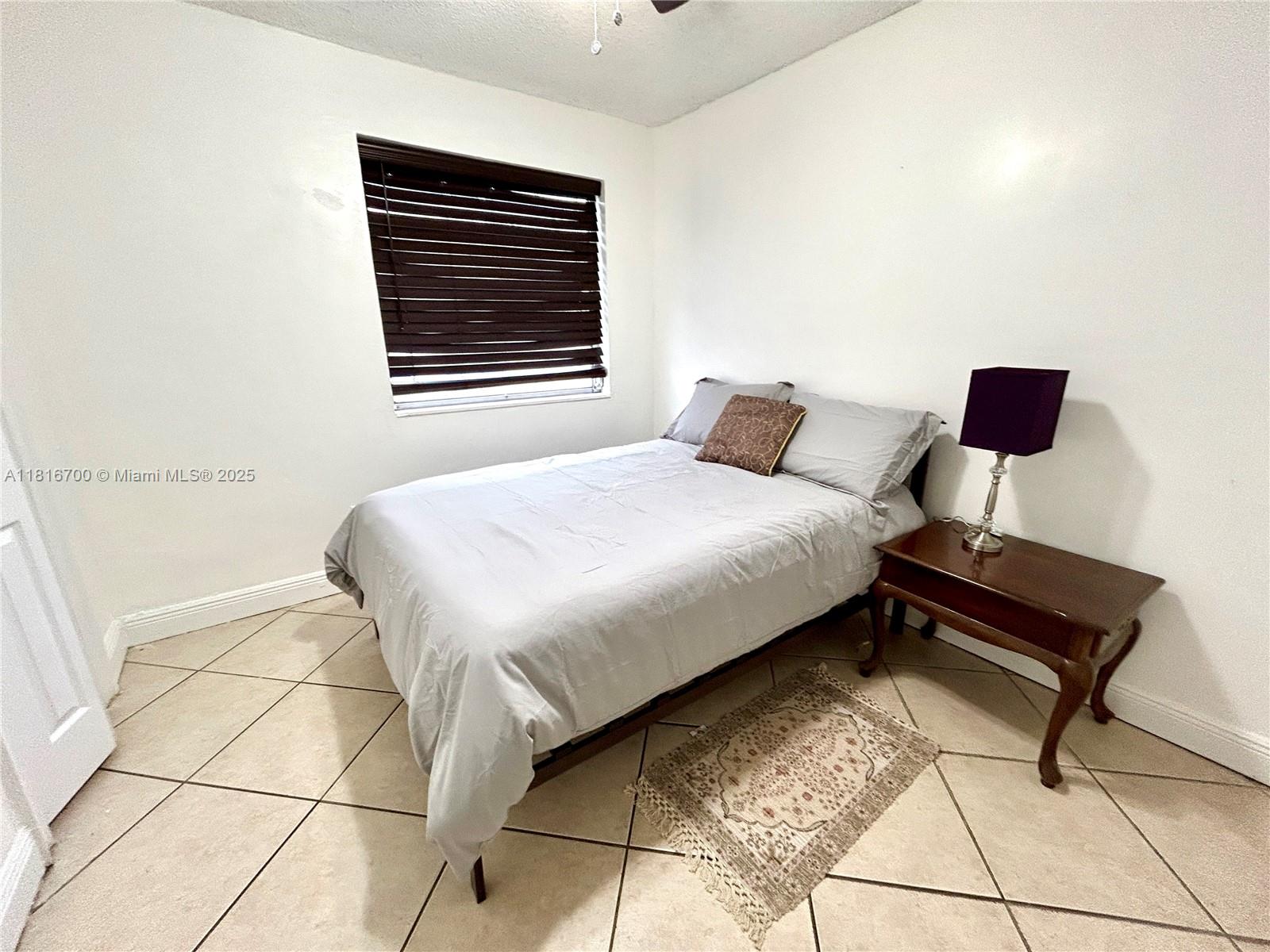 CORAL WAY PARK SEC C - Residential Lease