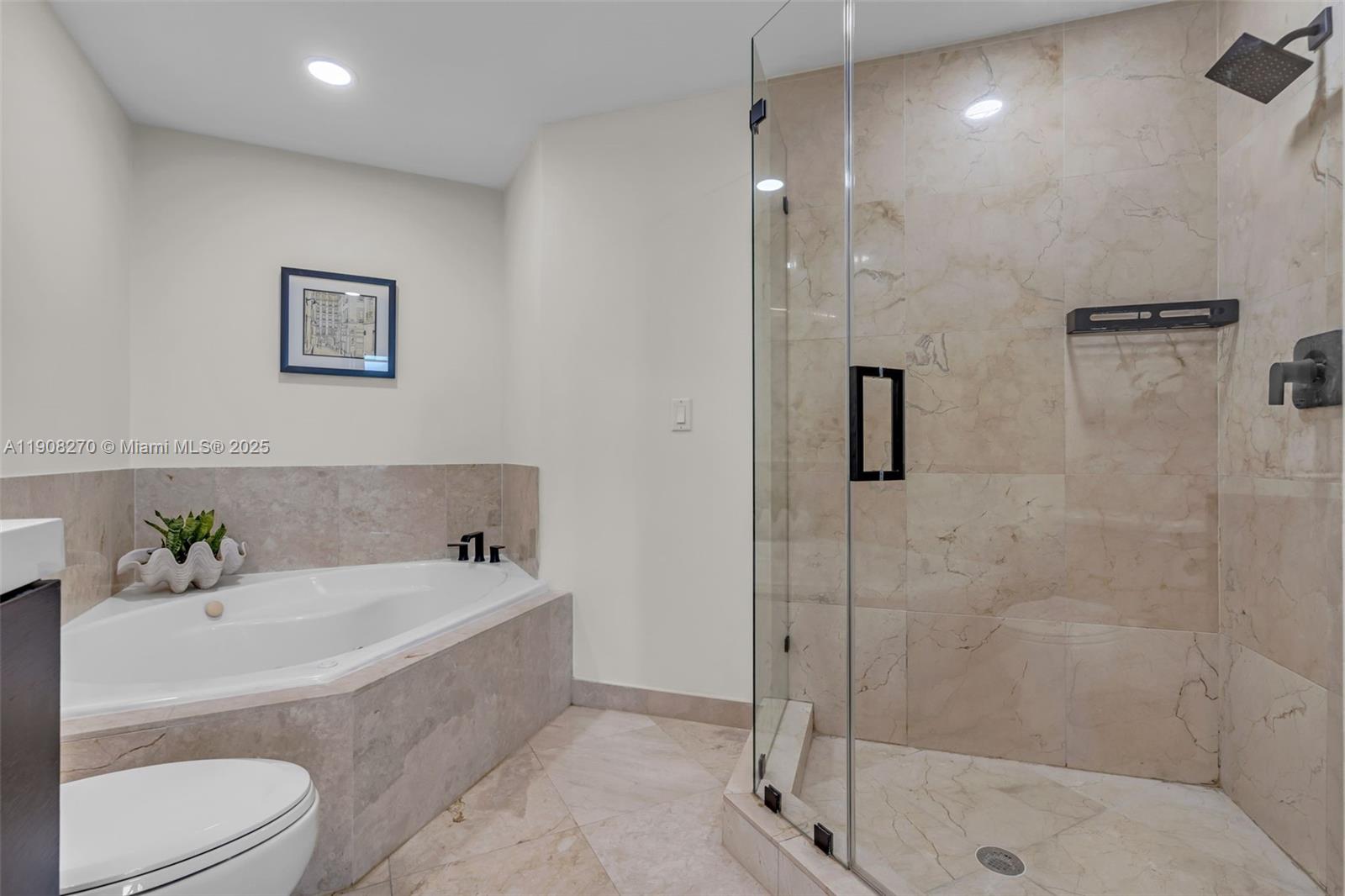 360 CONDO A - Residential