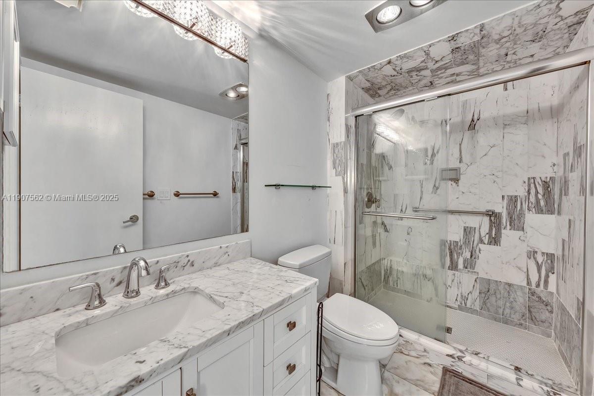 BALMORAL CONDO - Residential