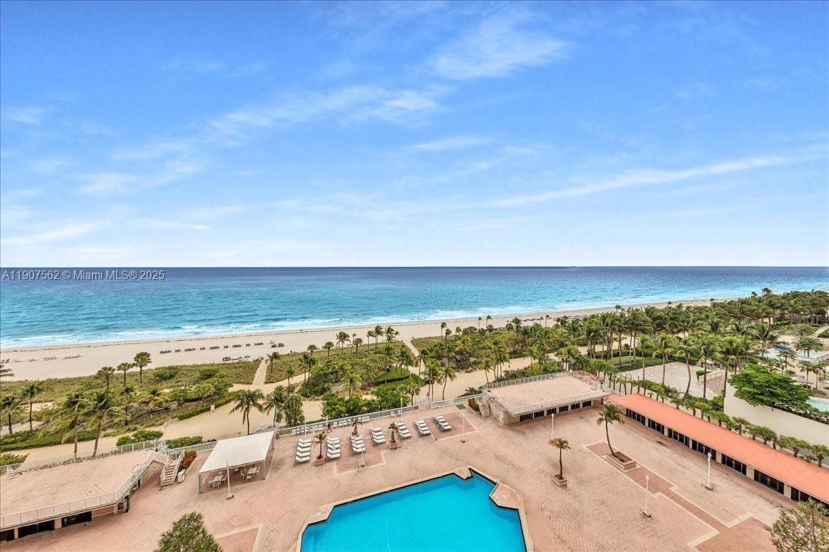 BALMORAL CONDO - Residential