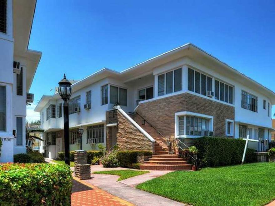 MIAMI BEACH - 19 unit apartment complex with CD-3 high intensity commercial zoning, just off high traffic 41st. Street and entrance to I-95. 2 two-story apartment buildings offering 16 one bed units, 1 two bed/two bath, 1 studio and 1 efficiency. Ideal fo r long or short-term rentals or convert to condos. Commercial zoning allows for apartments, hotel, retail, office and more.  Unique development opportunity with potential to build over 32,000 SF, 7 stories high. Sale includes folio 02-3222-019-0080