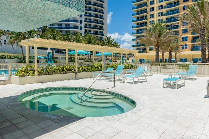 THE WAVE CONDO - Residential