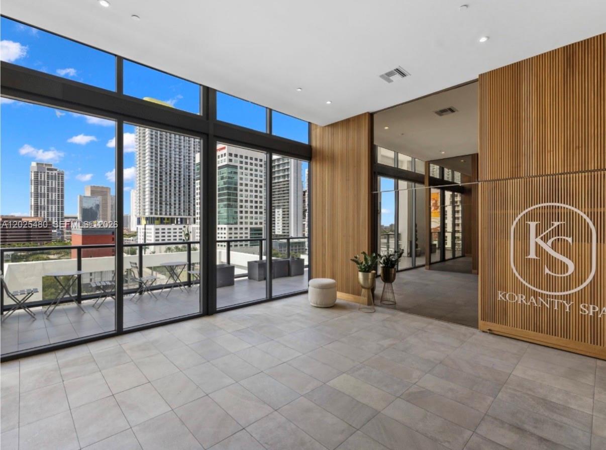 Smart Brickell Condo - Residential