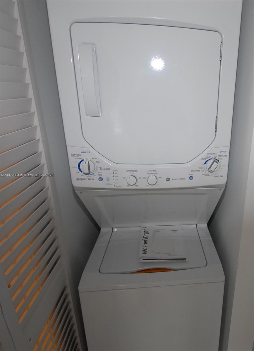 THE ROOSEVELT CONDO - Residential