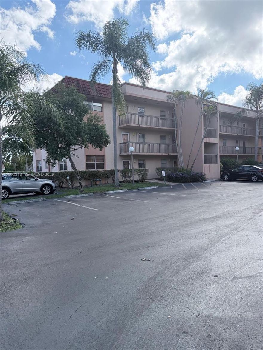 Stunning and spacious 1 bed 1.5 bathroom. Upgraded and well kept with lots of natural light on first floor. Kitchen has newer cabinets, all stainless steel appliance and tiled flooring through out. Spacious enclosed Patio for relaxation. Bedroom has spacious well designed walk-in closets. Bathrooms were all updated. Hurricane shutters are on all windows. Amenities includes: 2 large heated pools, tennis court, gym, and barbecue area. Monthly maintenance fee covers water, trash, interior pest control basic cable and InternetWhat a Dream!!Ready for a new owner!!!