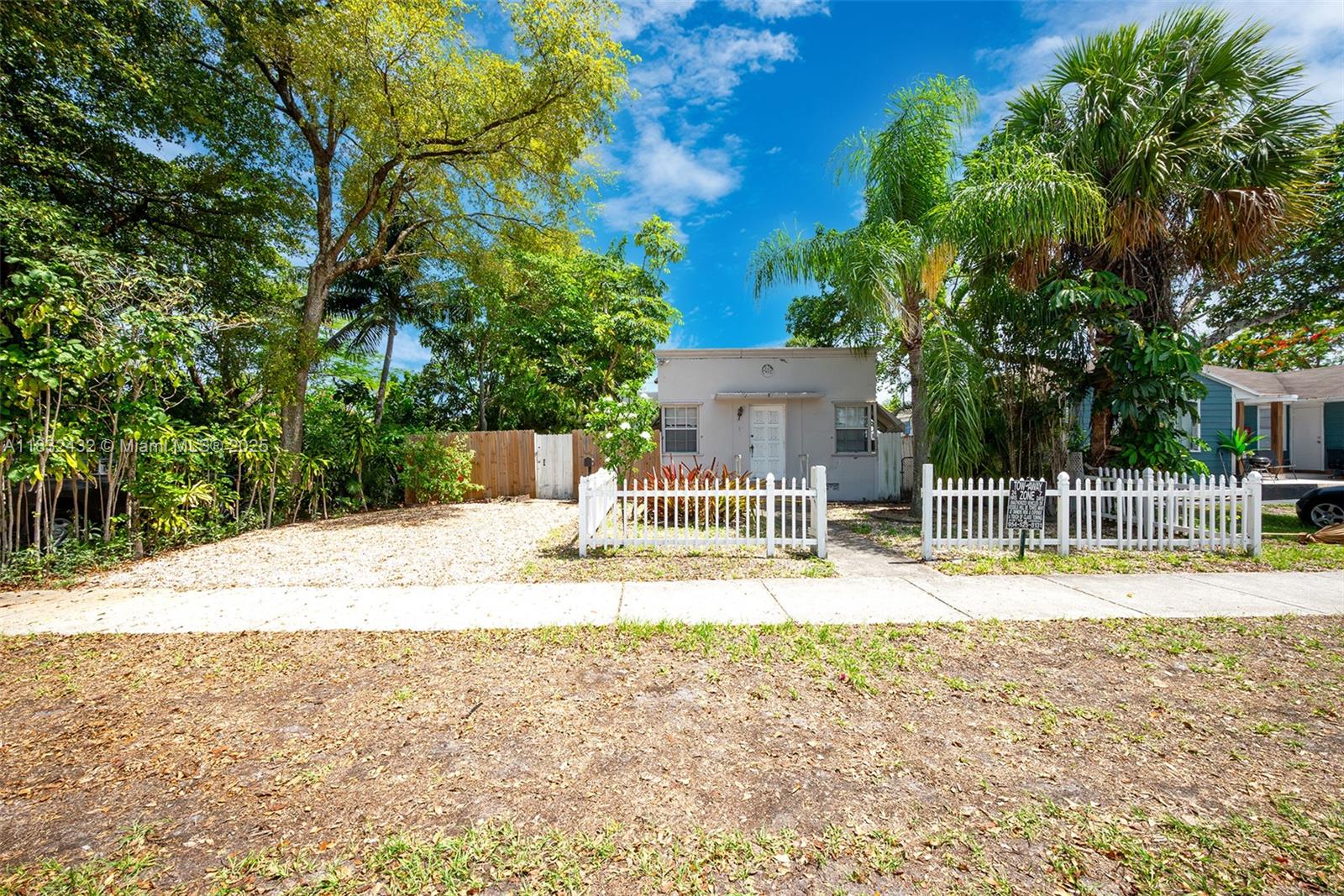 1922 Mckinley St 3
