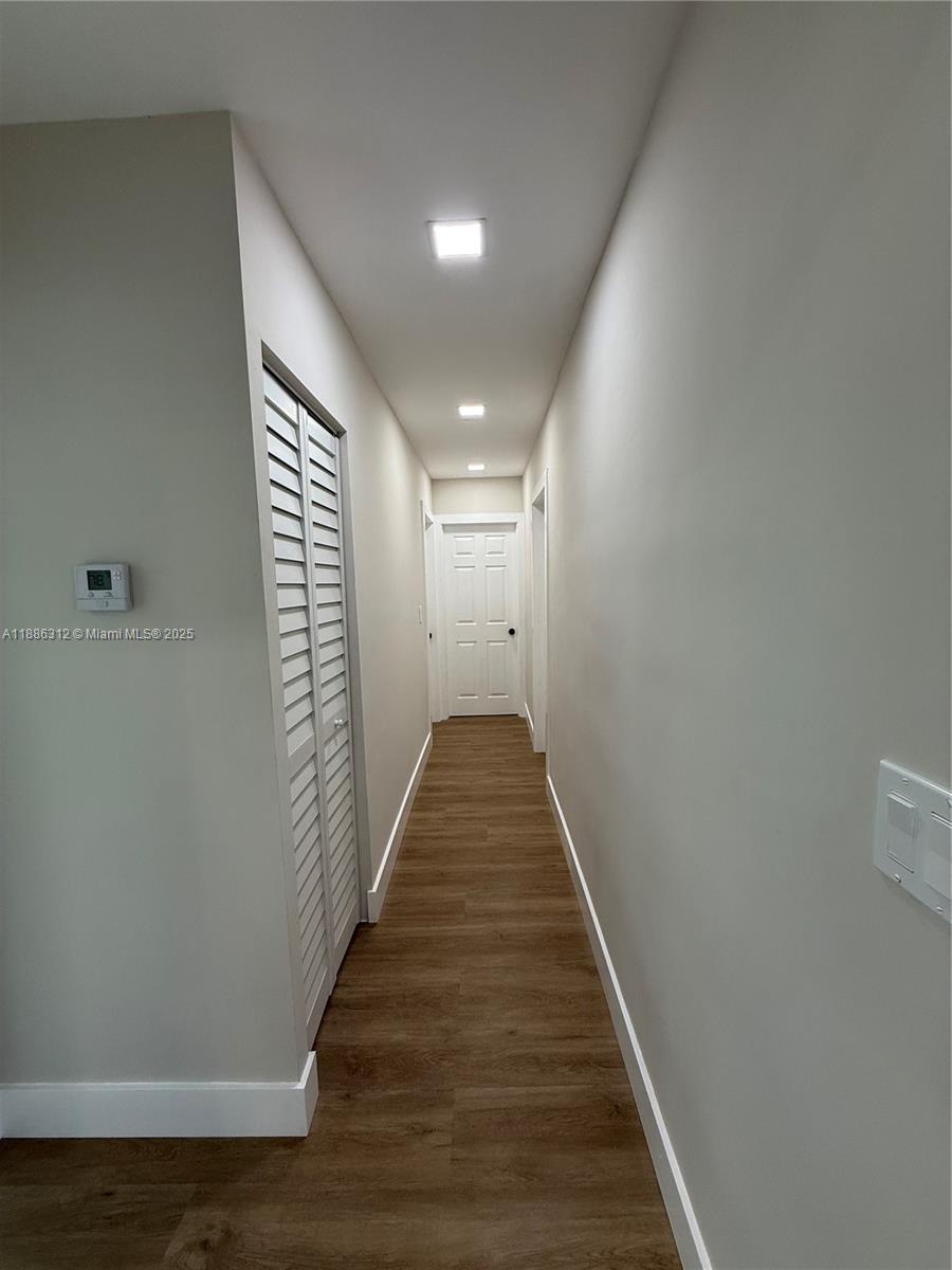 HOLIDAY HOUSE SEC 1 - Residential