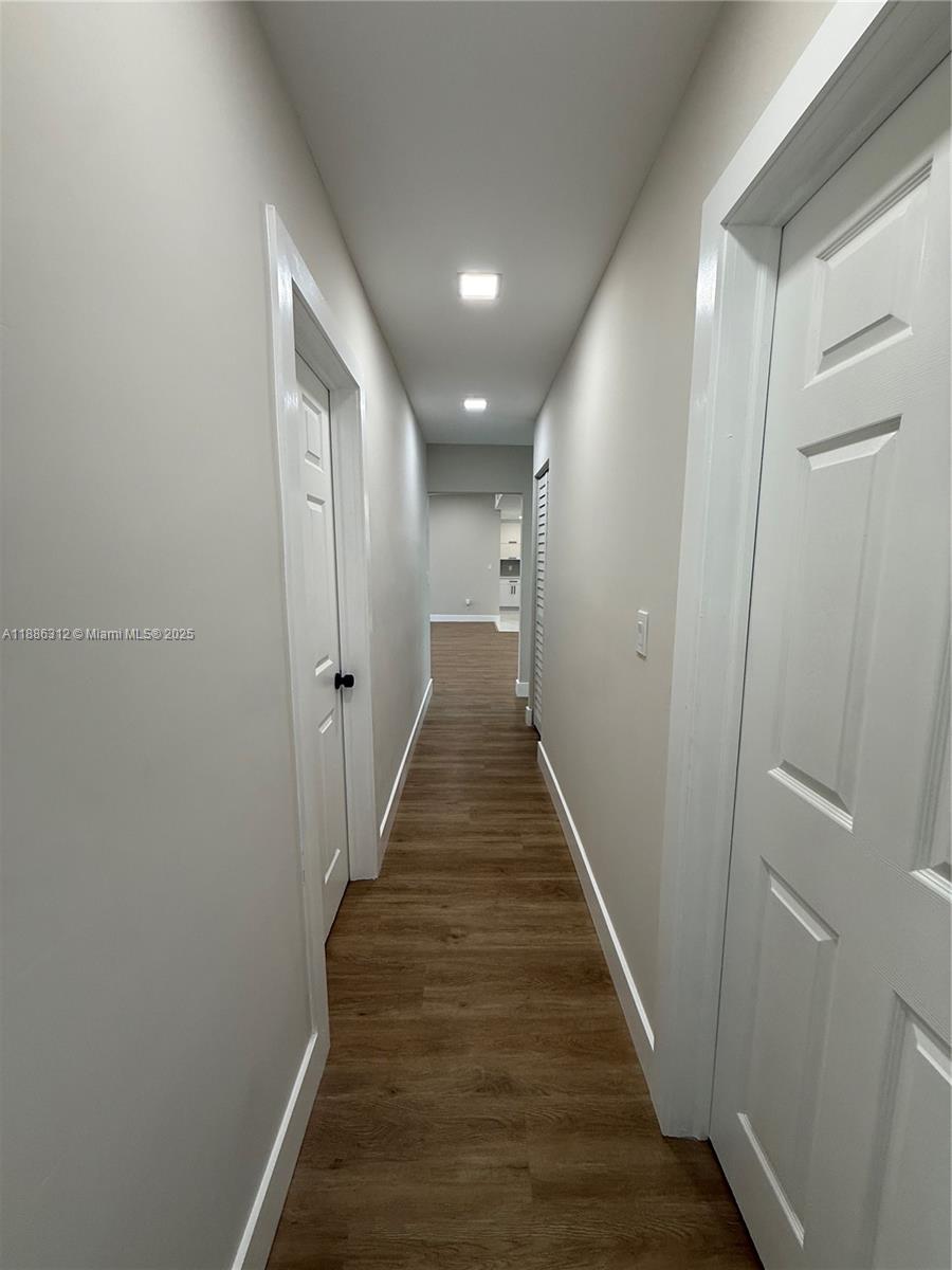 HOLIDAY HOUSE SEC 1 - Residential