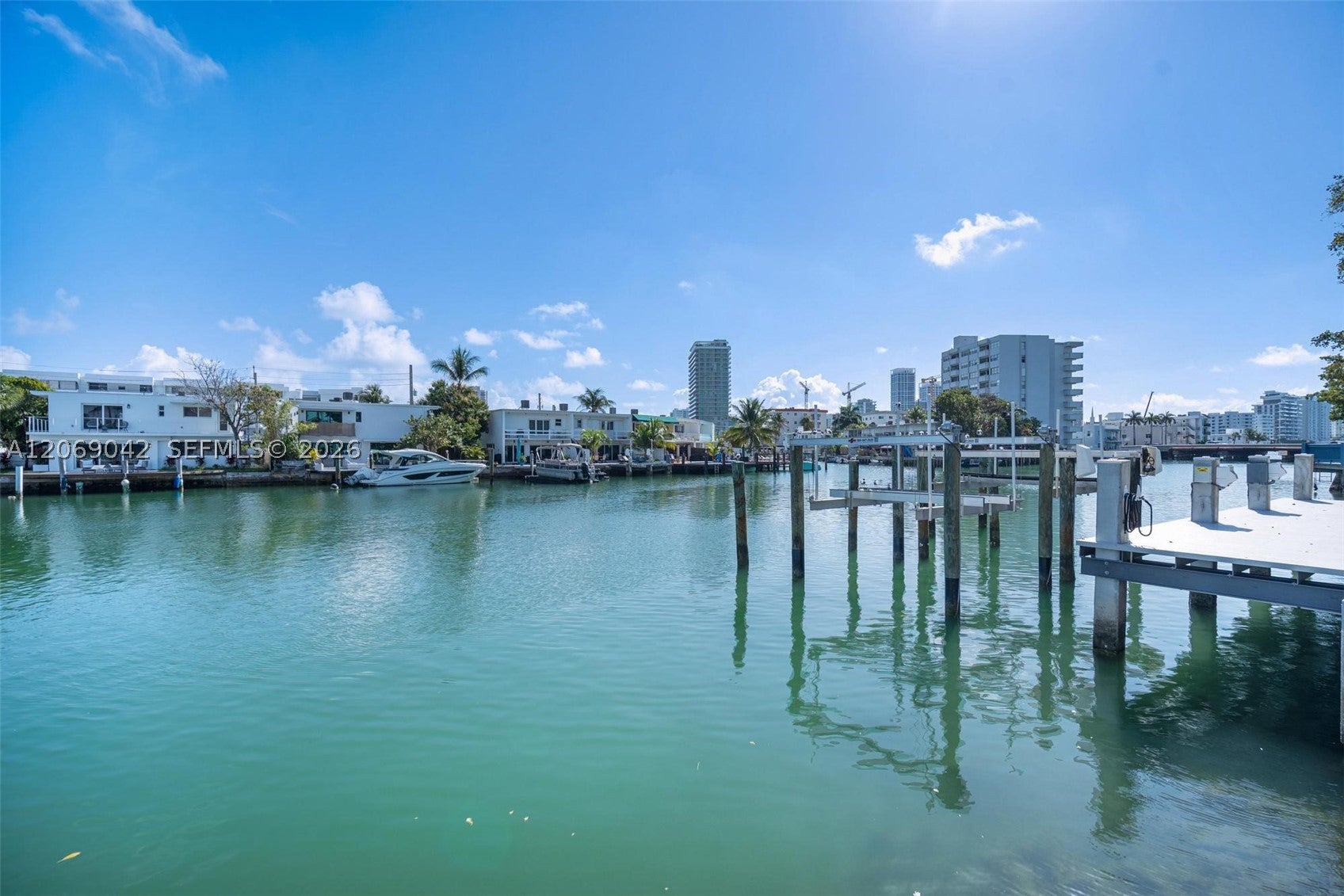 7207 Bay Dr 11