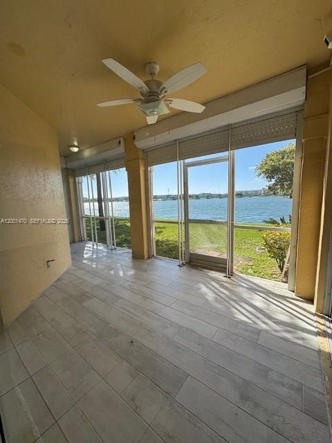 REGATTA POINTE CONDO NO T - Residential Lease