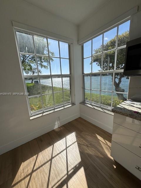 REGATTA POINTE CONDO NO T - Residential Lease