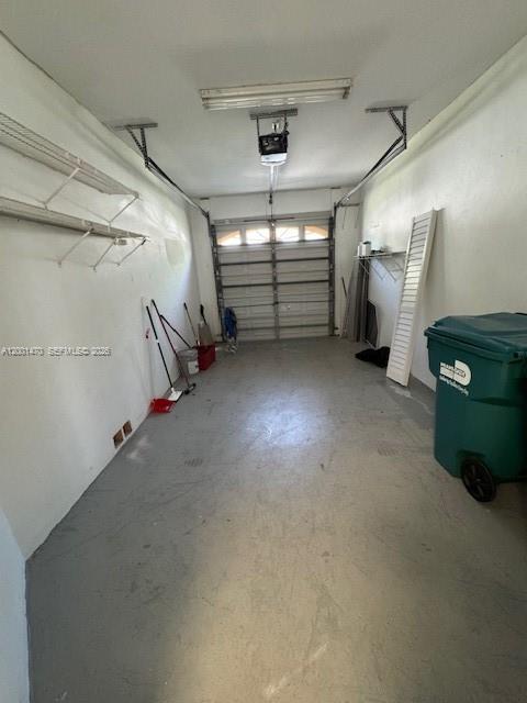 REGATTA POINTE CONDO NO T - Residential Lease