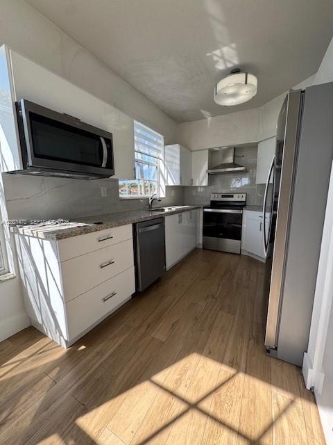 REGATTA POINTE CONDO NO T - Residential Lease