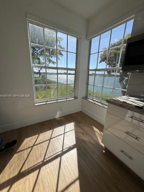 REGATTA POINTE CONDO NO T - Residential Lease