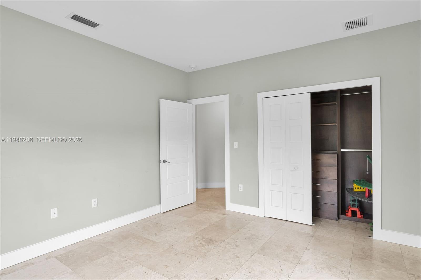 Redlands - Residential