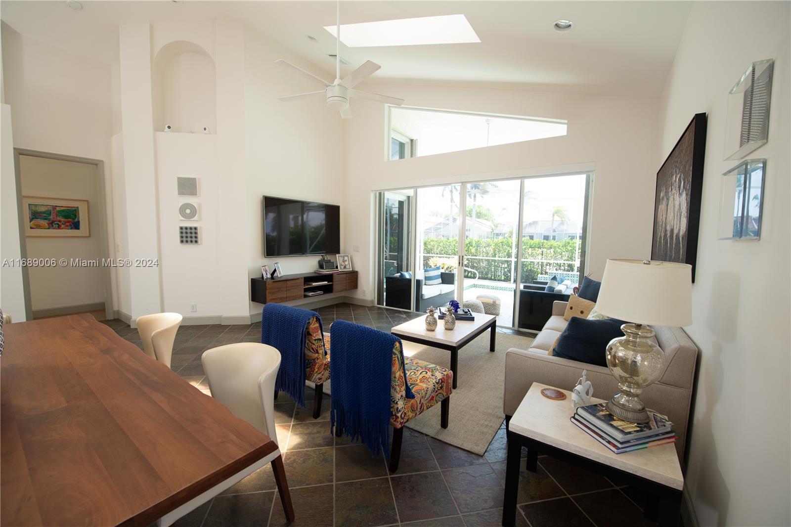 Santa Barbara - Residential