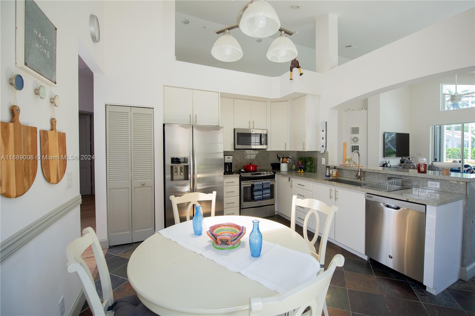 Santa Barbara - Residential