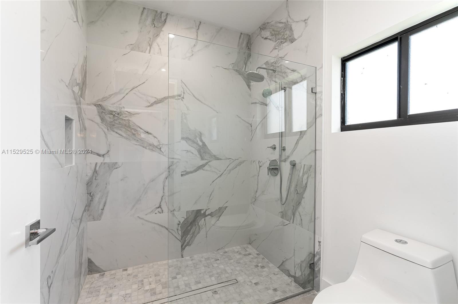 ENCHANTED LAKE - Residential Lease